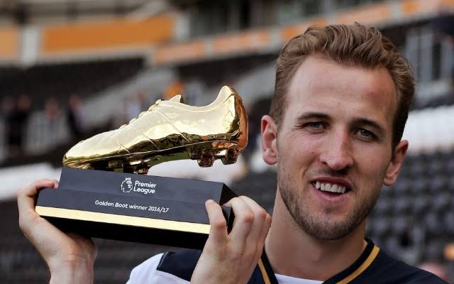 gabidinge's tweet photo. @FIFAWorldCup @HNS_CFF will he still add this to his collection@worldcup golden boot https://t.co/lnJj35ow6b
