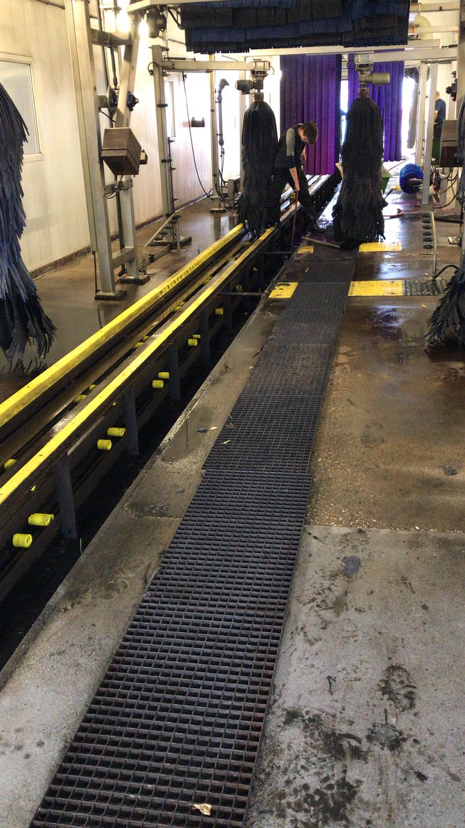 HappyCarwashNL's tweet photo. Alle werkzaamheden uitgevoerd, en voor morgen zijn we dan ook startklaar!

kleine greep uit de werkzaamheden van gisteren en vandaag. https://t.co/GROybFTTMB
