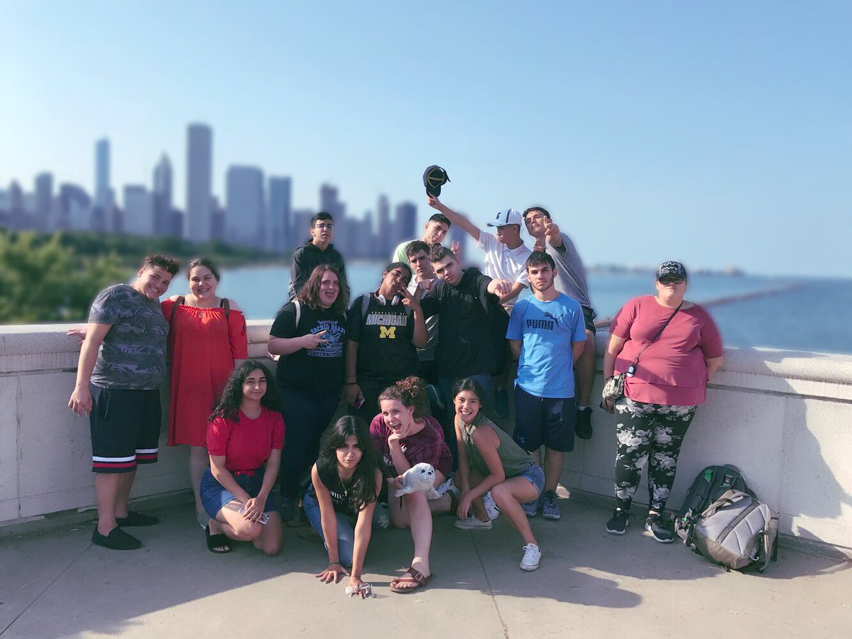 MichiganKeyClub's tweet image. It’s BEAN great. Here are some ICONic pictures to prove it! Thank you @keyclub for making this year’s ICON one to never forget!