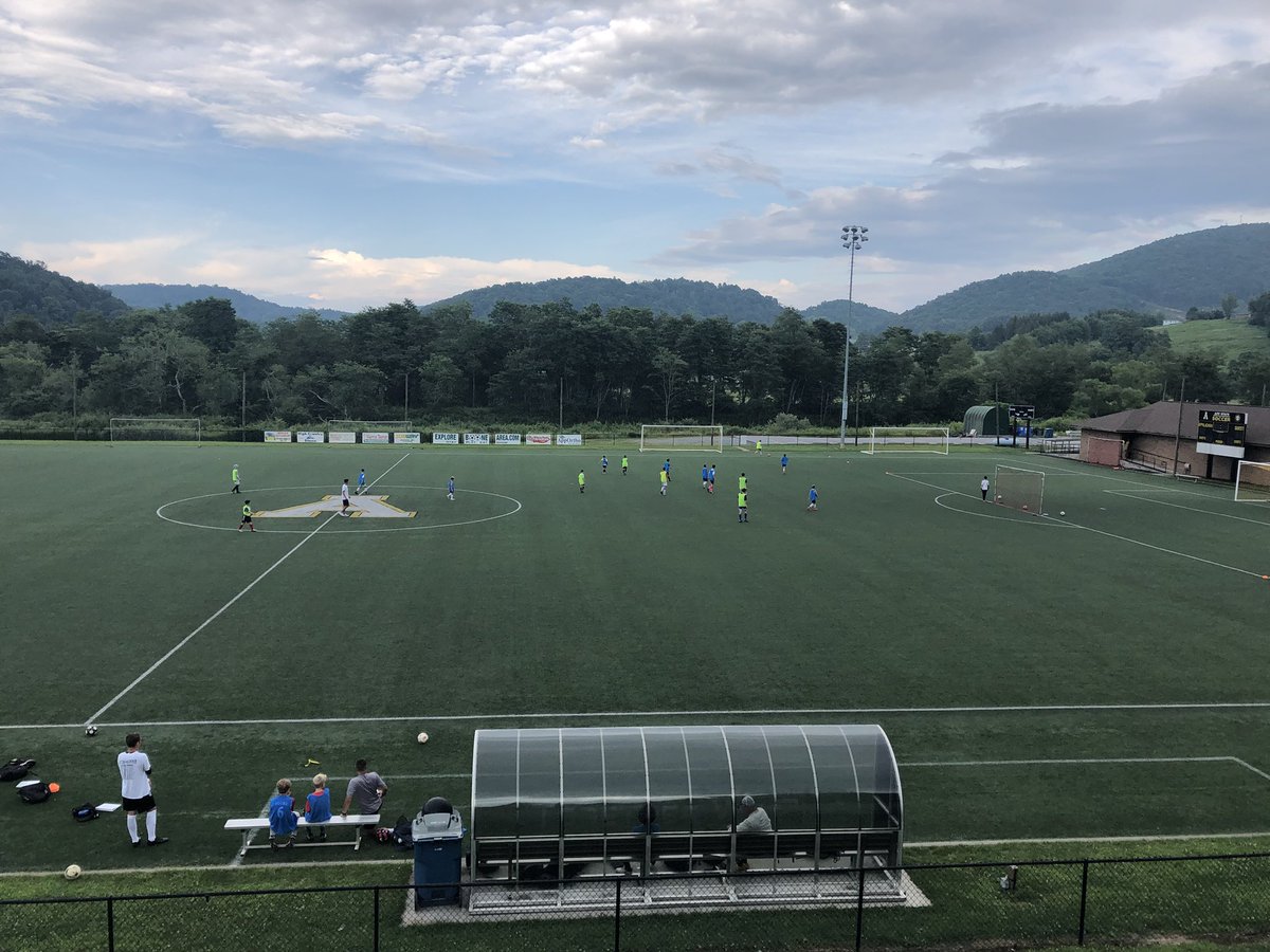 ASMSCAMPS's tweet photo. Little guys on the stadium field here at Ted Mack. Great night for group games! https://t.co/5twnP6mCh3