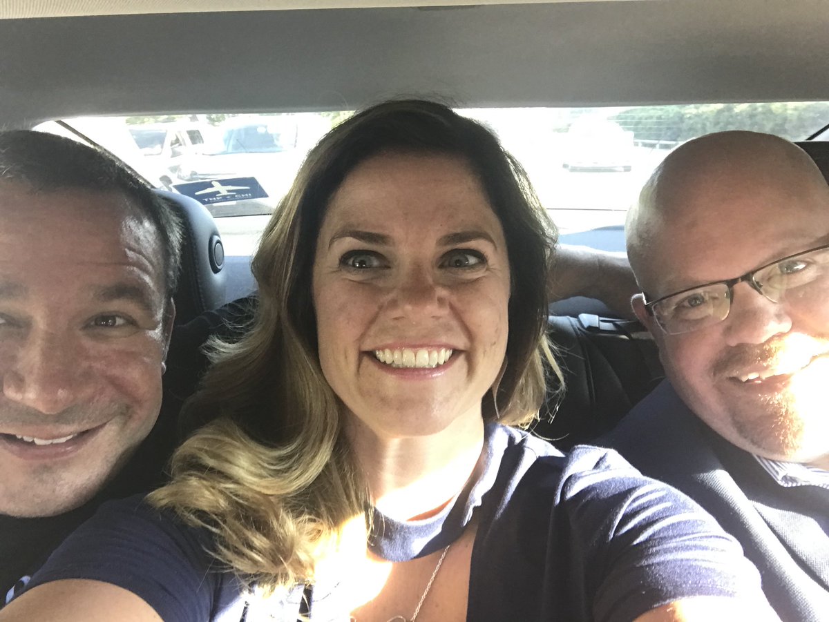 AllysonApsey's tweet photo. #NPC18 #UberSelfie @TheBradCurrie @jon_wennstrom https://t.co/geJ7yEMOFy