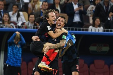 勝つのはどっちだ フランス対クロアチア サッカーw杯ついに決勝 日本でもギリシャ