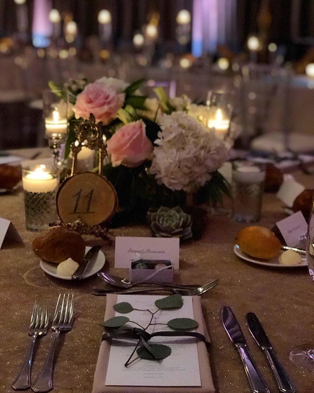 PlannedbyShari's tweet photo. All the hues &amp; texture to create such a  beauty of table! ⠀
..⠀
..⠀
..⠀
#perfectlyplannedbyshari #perfectlyplanned #pittsburghwedding #weddingdesigner #pittsburghevents #luxurywedding #wedluxe #burghbride #stylemepretty #huffpostido #weddingwire #theknot #customdesign #t… https://t.co/Kbel6jF0uE