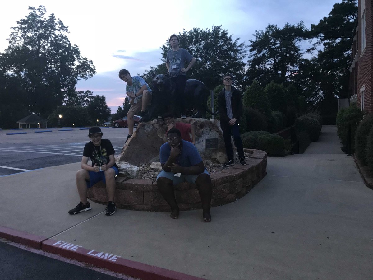 zacharykj0's tweet image. v2, the real picture @TSDCamp #TSDCampChallenge