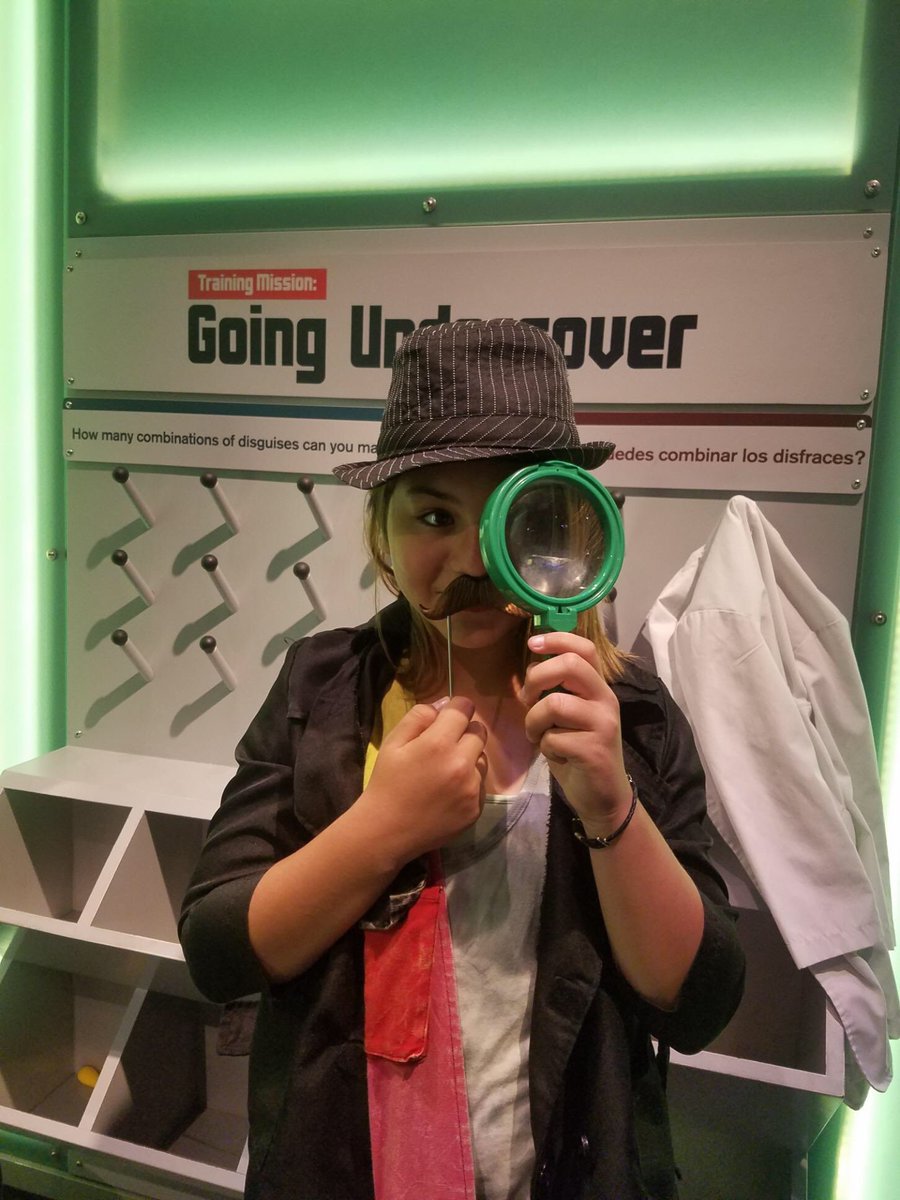Using my free space, we went to the Do Seum!!! Wow pretty neat place. My granddaughter just loved the place. Didn’t want to leave. Long day spent 7 hours there. #Lobosummerselfie