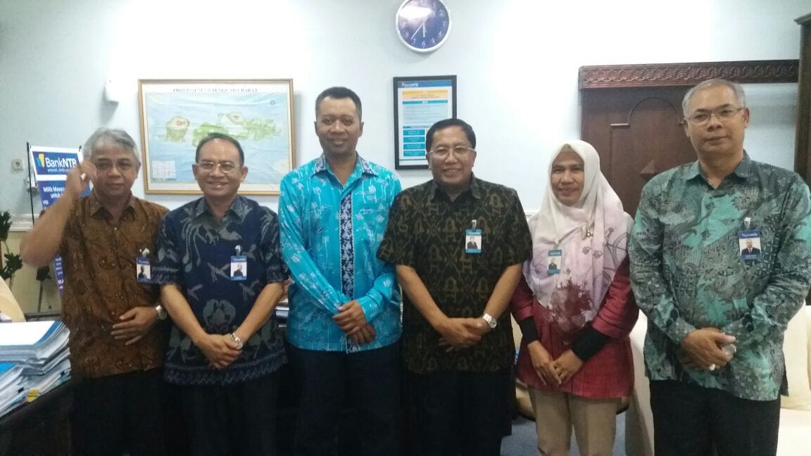 bang_zu1's tweet photo. Silaturrahmi dengan para Pimpinan BANK NTB https://t.co/PZrlJRoIrW