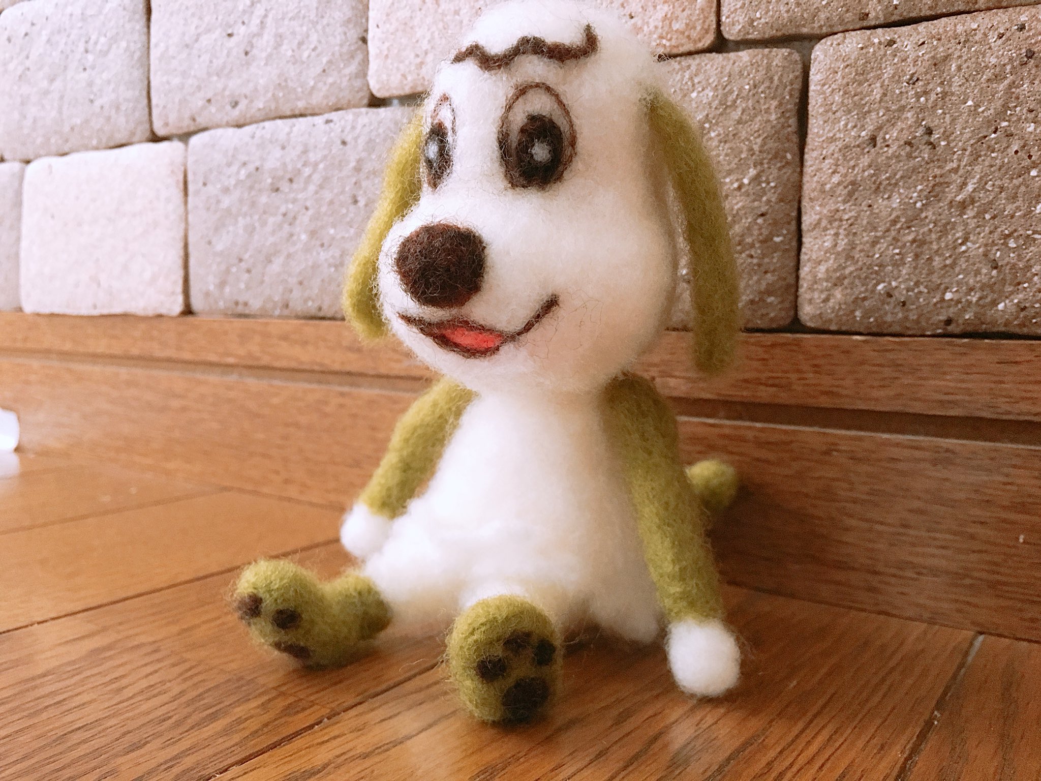 とも 蒸し暑いけど 羊毛フェルト作ってます いつも元気なワンワンでーす の Nhkいないいないばあっのワンワンです ハンドメイド好きな人と繋がりたい 羊毛フェルト ニードルフェルト いないいないばあっ ワンワン ハマナカ アクレーヌ
