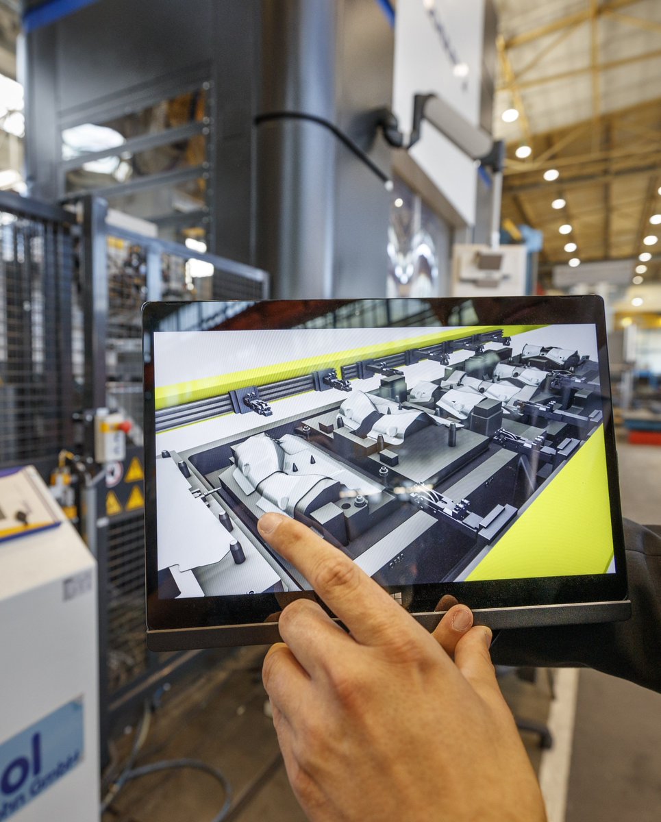 ANDRITZ_Schuler's tweet photo. Smart, schnell und sicher: Die neue Servopresse MSP 400 ist auf der @EuroBLECH_de zu sehen / Smart, fast and safe: The new servo press MSP 400 is presented at @EuroBLECH_en https://t.co/c1Iz34qMYb #IoT #industrie40 #Industry40 #SmartPressShop #ReadyToWinTogether #Digitalisierung https://t.co/N9HuBke1QV