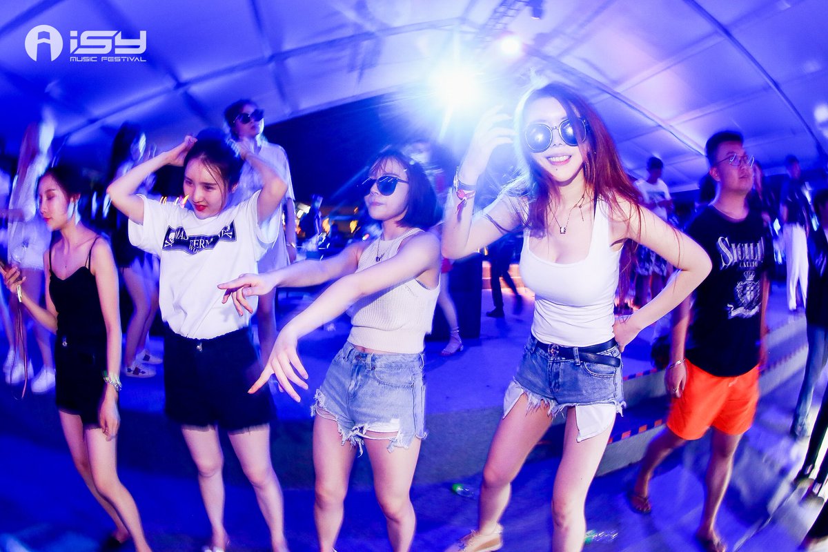 Come and dance with us at ISY music festival!