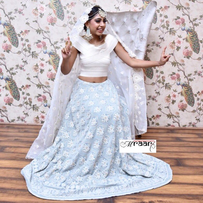 manishagoyal567's tweet photo. Romantic Feminine and timeless 💕
@nititaylor is a feast for eyes in @labelmraar’s royal story of rajkumari and her friends collection! https://t.co/ei9Gcq5lAb