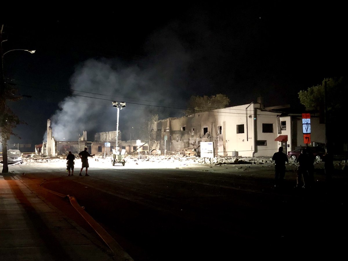 MorganWolfeNews's tweet photo. Emotional day in Sun Prairie. Calling it a night.
#NBC15 #SunPrairieStrong #SunPrairieExplosion https://t.co/HhH7A02PAE
