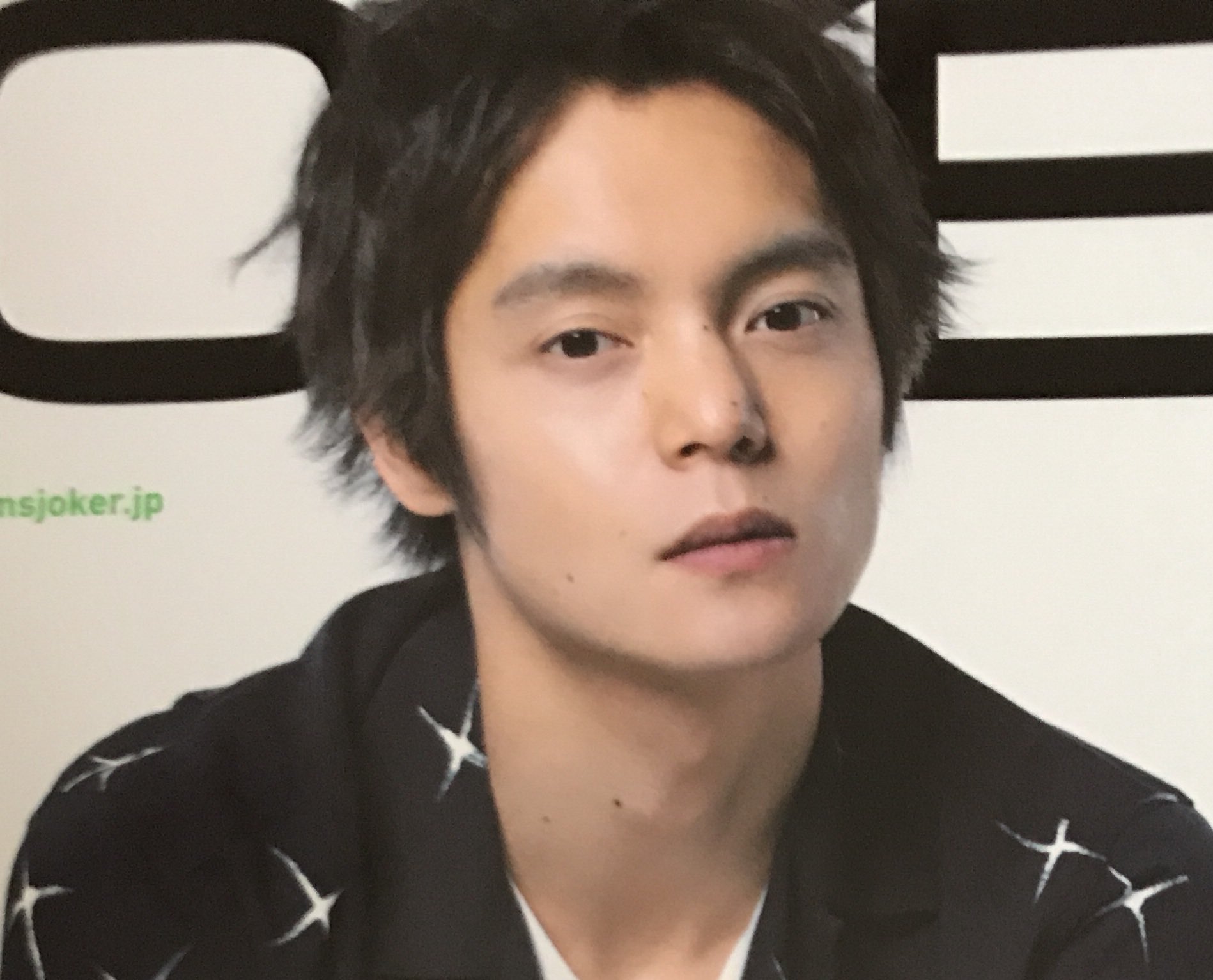 りえ على تويتر 常々 大人になった窪田くんの短髪が見たいと思ってた 雑誌に髪を短くしたい と載ってて おー ってなった 短髪と言えば戦争ものとか 重厚な戦争映画も観てみたい 今回の雑誌のビジュは短髪っぽくて嬉しい 窪田正孝 りえ على تويتر 常々 大人になった窪田くんの短髪が見たいと思ってた 雑誌に髪を短くしたい と載ってて おー ってなった 短髪と言えば戦争ものとか 重厚な戦争映画も観てみたい 今回の雑誌のビジュは短髪っぽくて嬉しい 窪田正孝