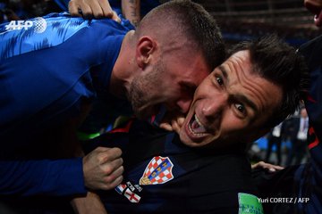 View image on Twitter