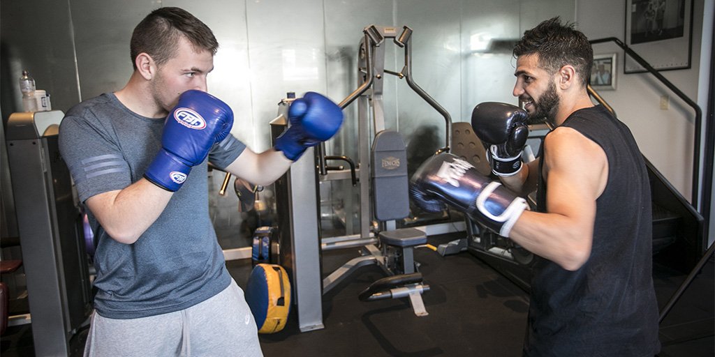 Thanks to <a href="/BillyDib/">Billy Dib</a> and <a href="/JeffFenechTeam/">Jeff Fenech</a> and the support of Wesley Youth Services, a young man who struggles with his #mentalhealth, is now on his way to achieving his dream of becoming a #boxer. Read his story: bit.ly/BillyDib <a href="/markwarrenmedia/">Mark Warren</a>