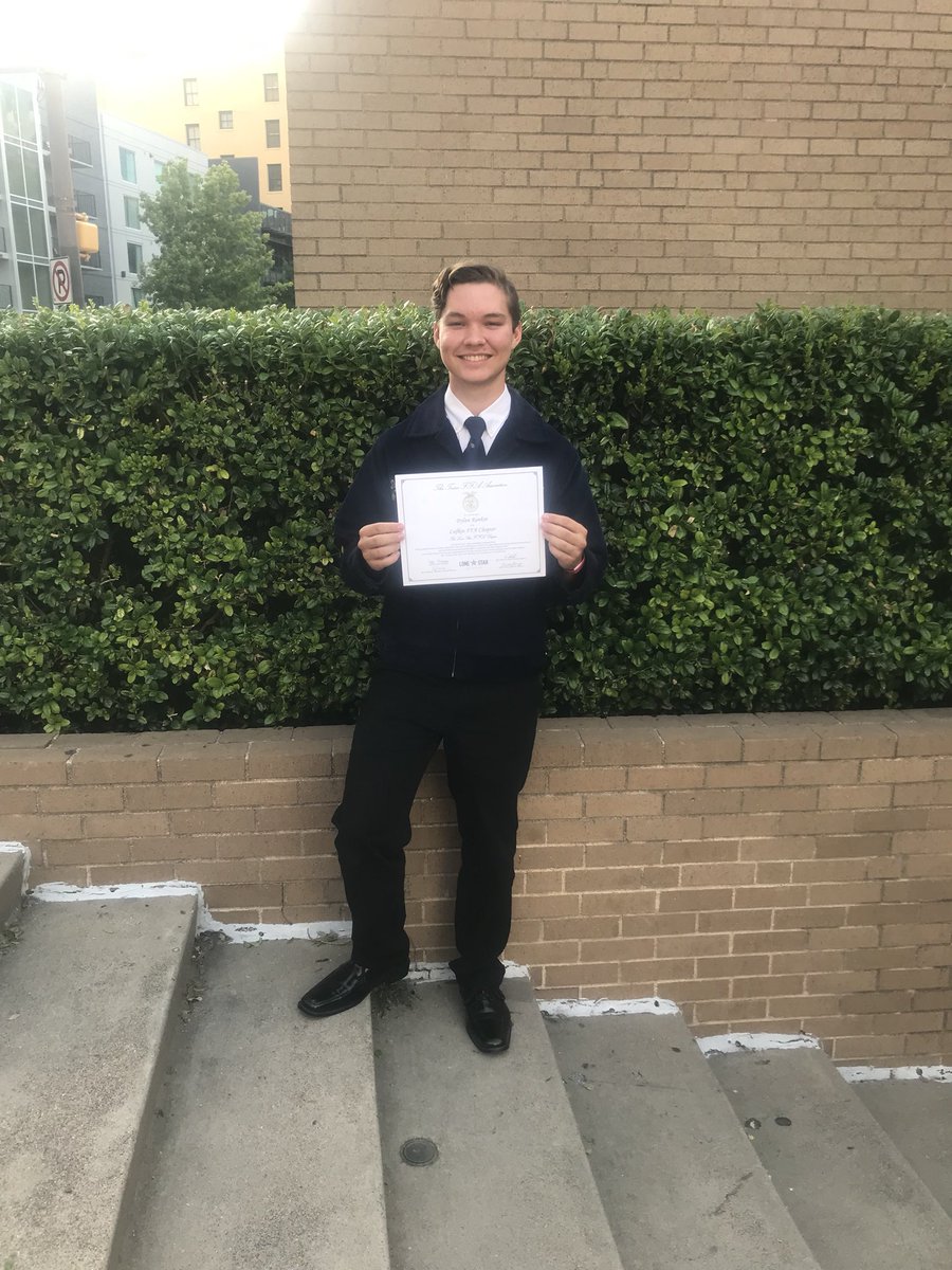 Newest members of the chain gang! Congratulations to Dylan Rankin and Andrew Ehrlich! They earned their Lone Star Degree at the 90th Texas FFA Convention! <a href="/TeamLufkinISD/">Lufkin ISD</a> <a href="/TexasFFA/">Texas FFA</a> <a href="/jay_srhoades/">Jay Rhoades</a> @BrandonHBoyd