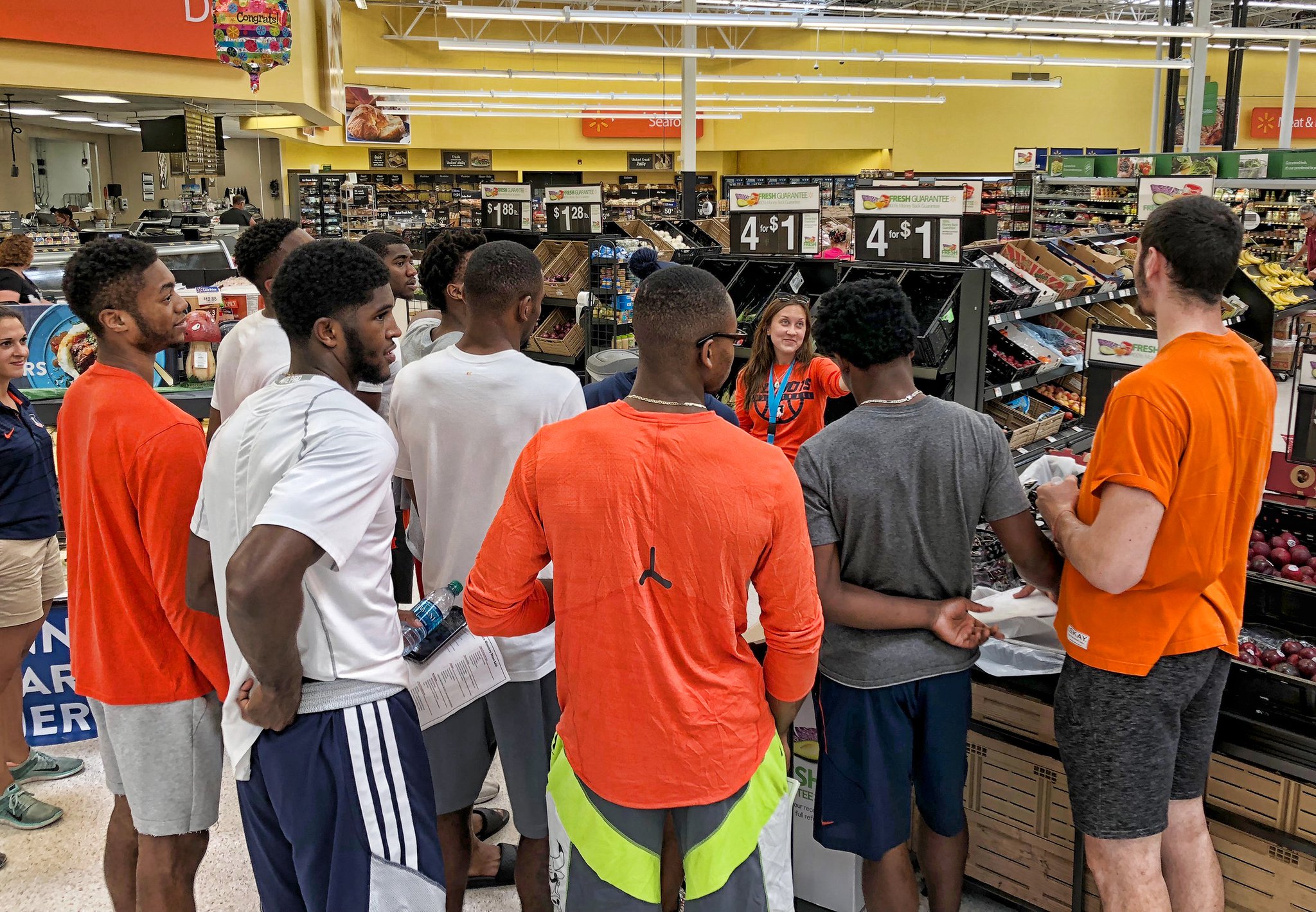 Illini Basketball on Twitter "Squad spent some quality time with