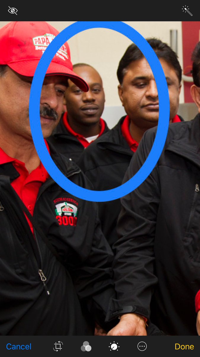 kmatic101's tweet photo. @PapaJohns My mans in the back already knew https://t.co/TGaT8FZiMO