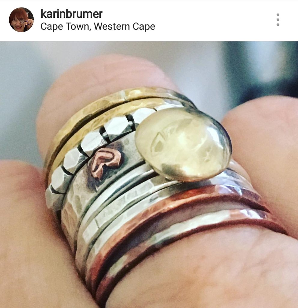 aringtoit's tweet photo. Now thats what we call ‘ringing it! 👌🏽💍
Show some ❤️ &amp; tag us in your gorgeous  pics using #aringtoit &amp; #ringitclients 

📷: Karin showing of her ring bling 🙌🏾 featuring our brass and silver ‘sweetie’ ring front and centre https://t.co/NZ2XXMjOp0