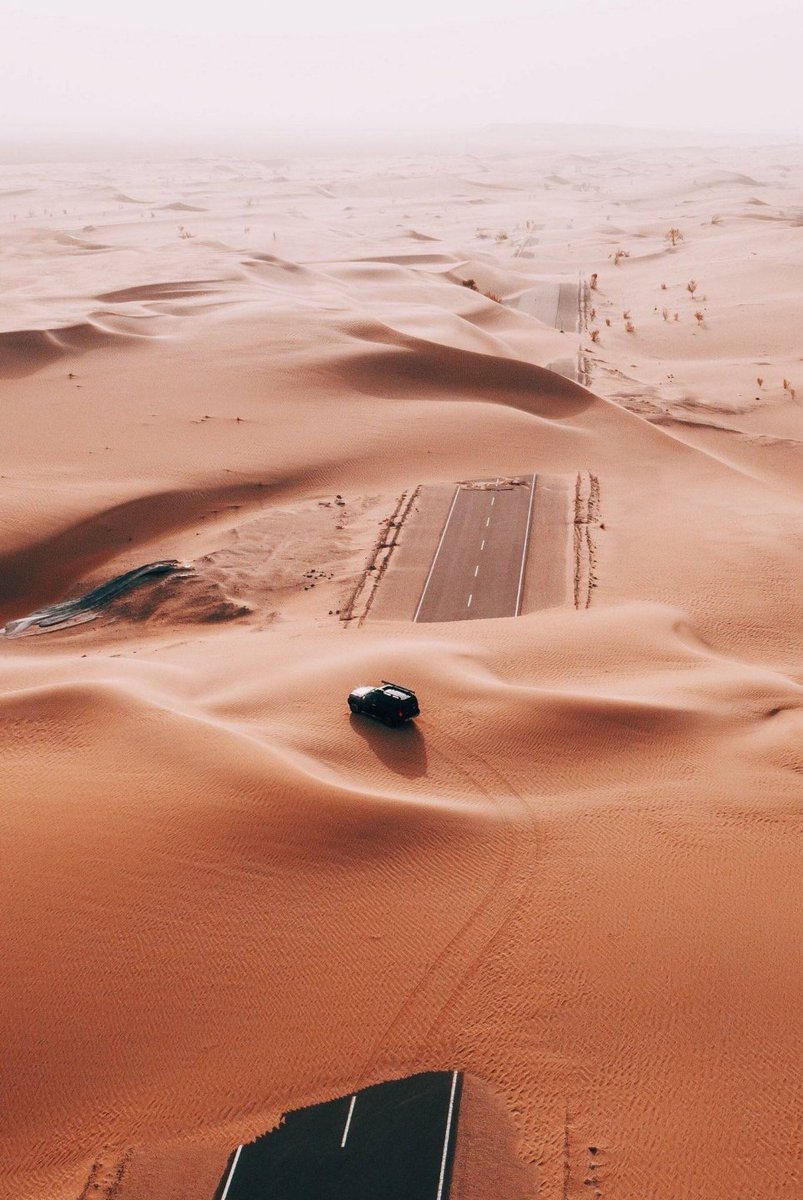 .

그대는 그대가 가야 할 길을 알고 있는가?

그대! 마음을 키우라

그대가 아프면 그대를 아프게한
사람을 찾아보라

그대가 혼란스럽다면 그대를 번민에 빠지게 한 사람을 찾아 보라

그대의
생각과 마음속을 샅샅이 뒤져보라

가족과 친구, 직장 동

.
m.facebook.com/story.php?stor…

꼭! 보시옵소서 
.