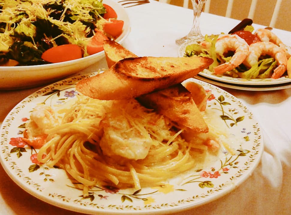 Lasageb's tweet photo. @SUNDAY @SEAFOOD @DINNER !!! SHRIMP LINGUINI and SHRIMP COCTAIL !!! @SHRIMP, SHRIMP, SHRIMP. 
.
.
Like, share, comment, follow https://t.co/xyrldKDw59