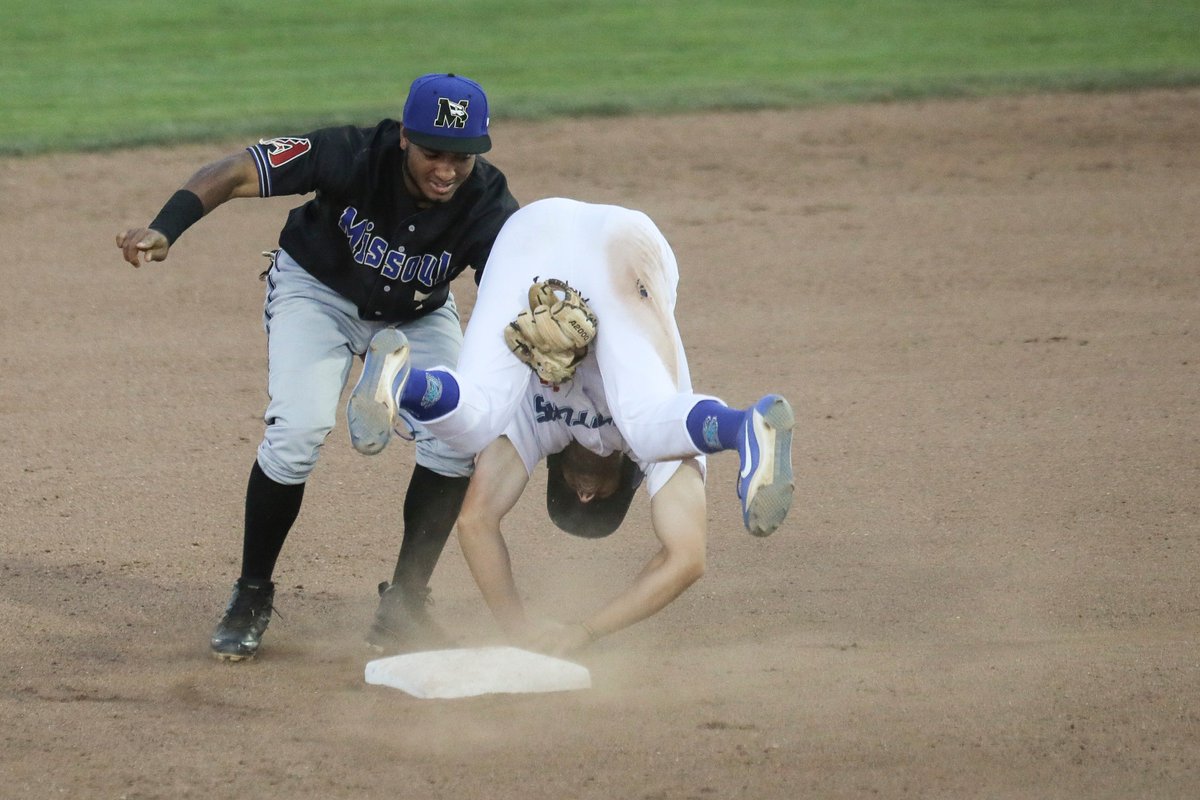 mattherpphoto's tweet photo. The Ogden Raptors took the win again tonight over the Missoula Osprey. Check @standardexsport and @standardex later for the story and photo gallery! @ogdenraptors @ospreybaseball #ogdenraptors #ogden #raptors #lindquistfield #baseball @Dodgers #dodgers https://t.co/xH35nsd5Tj