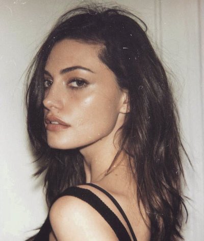 Art of beauty Happy Birthday Phoebe Tonkin 