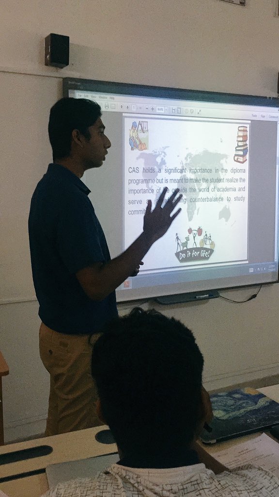 IraGhosh's tweet photo. Such an emotional & proud moment to have an IBDP alumni come back & conduct the CAS orientation for the new students. #IBDP @iborganization #IBDPCAS #CAS #globalcitizen #lifelonglearner @Victoriouskidss https://t.co/BB6HVRHre8