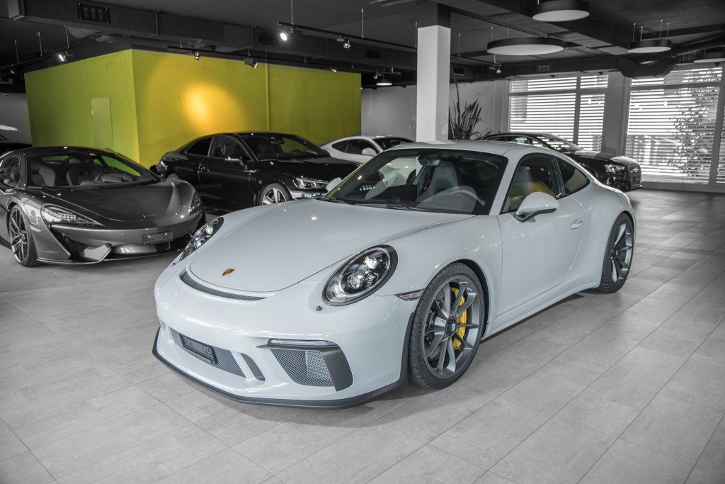 Earlsimxx tweet picture