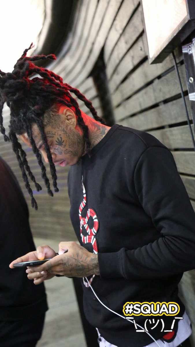GiftKing11's tweet photo. Me after seeing boonk's IG insta story why pornograhy boonk posting sex tapes boonkgang whole lotta gang shit more like boonkgang whole lotta weird shit
#peace https://t.co/x2D35cYsTQ