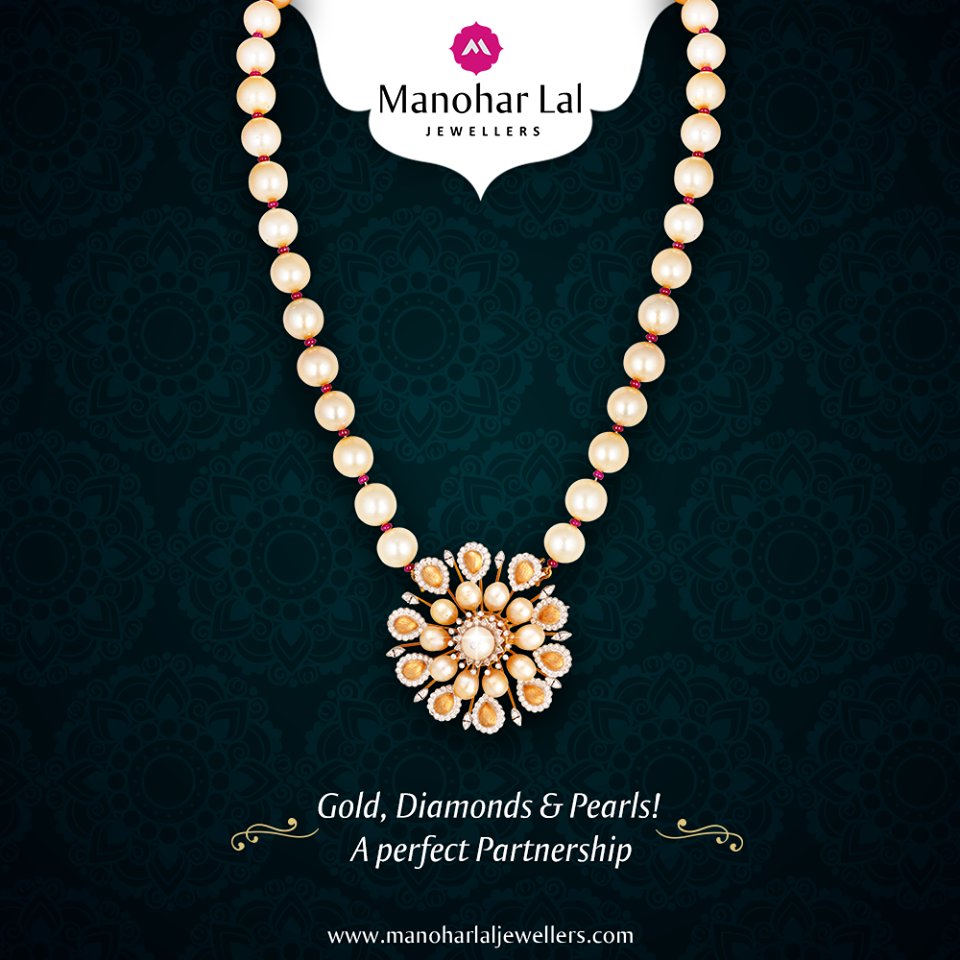 Combining the highest quality pearls & diamonds with expert craftsmanship to create an exquisite high jewellery piece that will suit your mysterious beauty.
Manohar Lal Jewellers #Pearls, #Highjewellery, #MysteriousBeauty