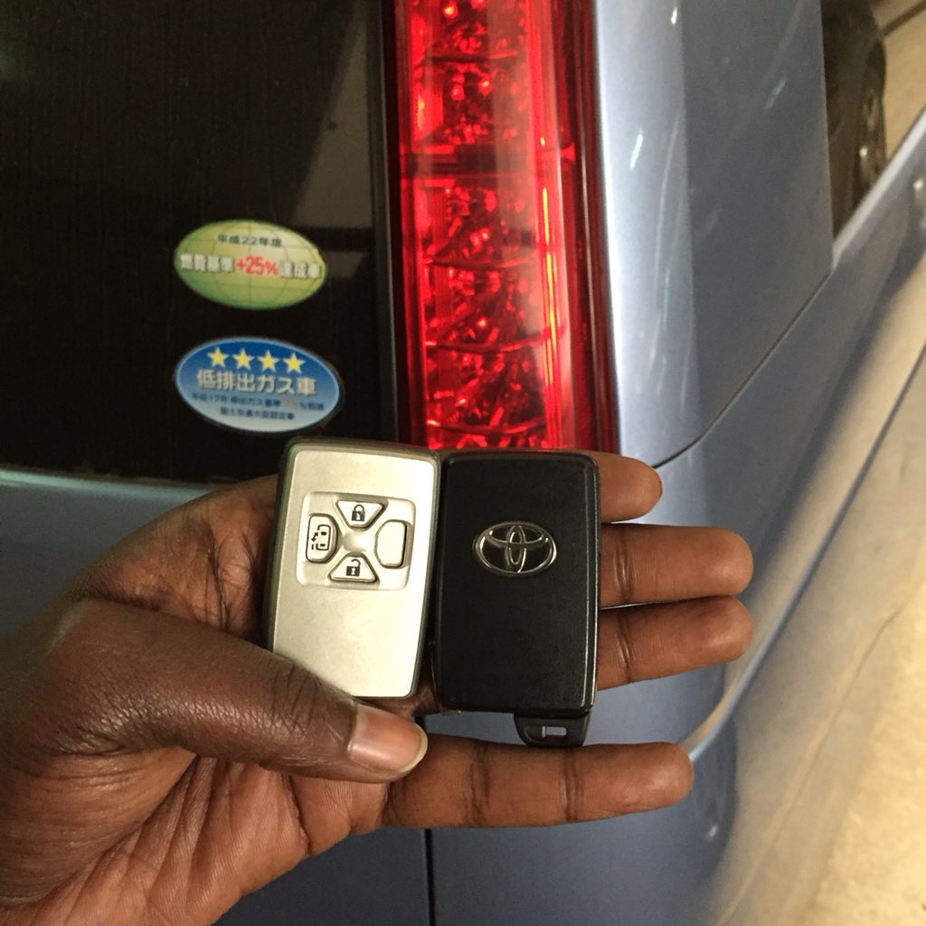 AutokeyKenya's tweet image. Duplicate Toyota Isis keyless done at @AutokeyKenya 

Get yours today. 0797118699