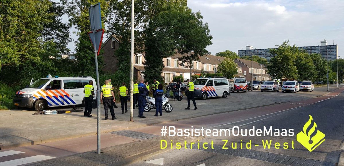 BB_Zalmplaat's tweet photo. Gisteren zijn 67 scooters gecontroleerd. Ook op Zalmplaat is er extra aandacht geweest. #bedankt #veiligheid https://t.co/nHx84EXPDO
