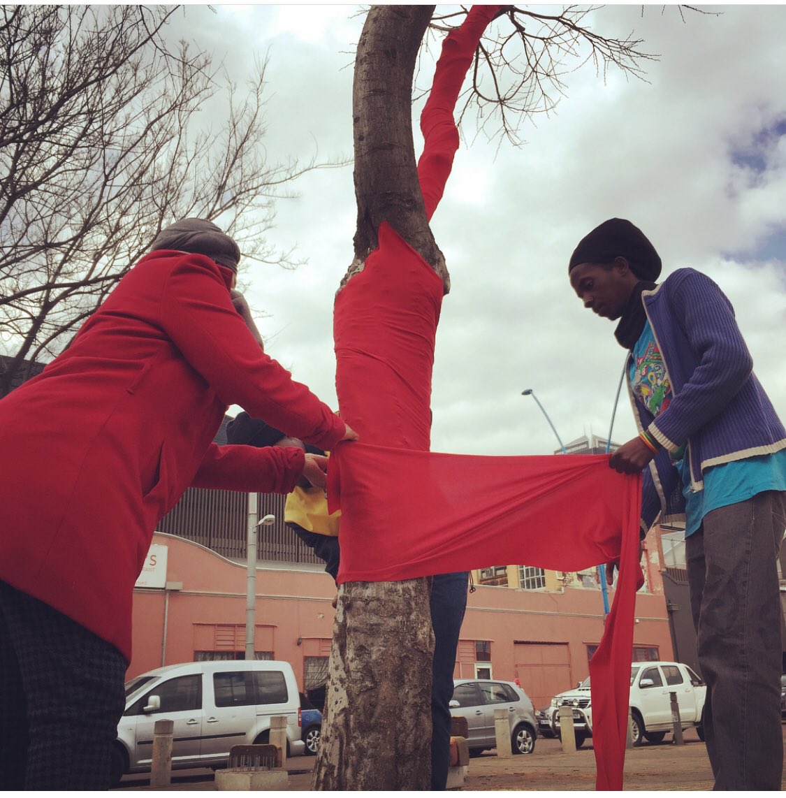 Newtown_Now's tweet photo. Pop pop pop, colour every where #newtownnow #imbalivisualliteracyproject #maryfitzgeraldsquare https://t.co/LNZ7ZshcF8