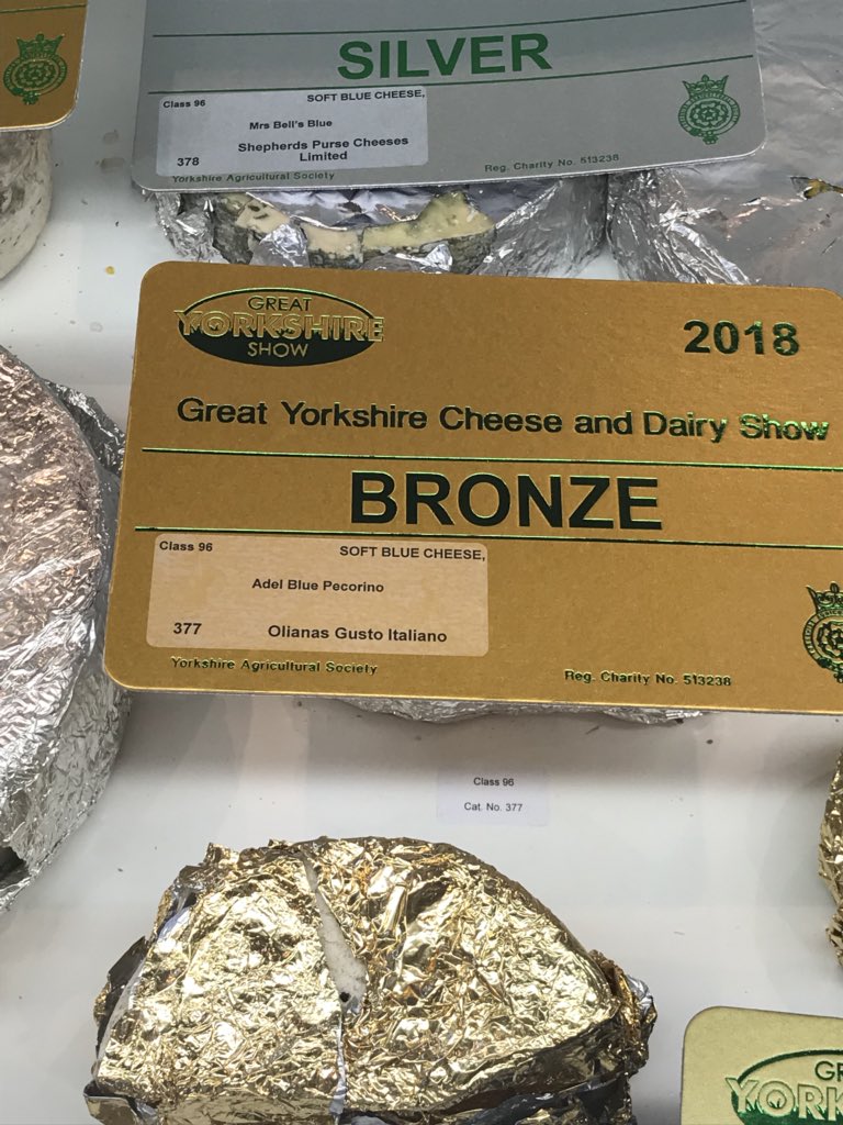 olianasuk's tweet photo. #yorkshirepecorino
takes 4 gold + champion award 1 silver 1bronze
#adelblue 1 bronze
@greatyorkshow https://t.co/NTiTMxJLHI
