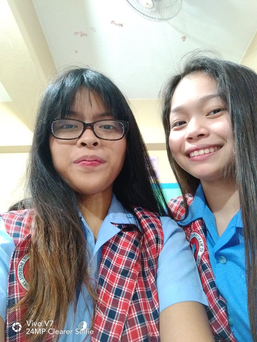 rhaeven_'s tweet photo. Practice muna ngiti😝
#IDpic https://t.co/PHyffsw3Ow