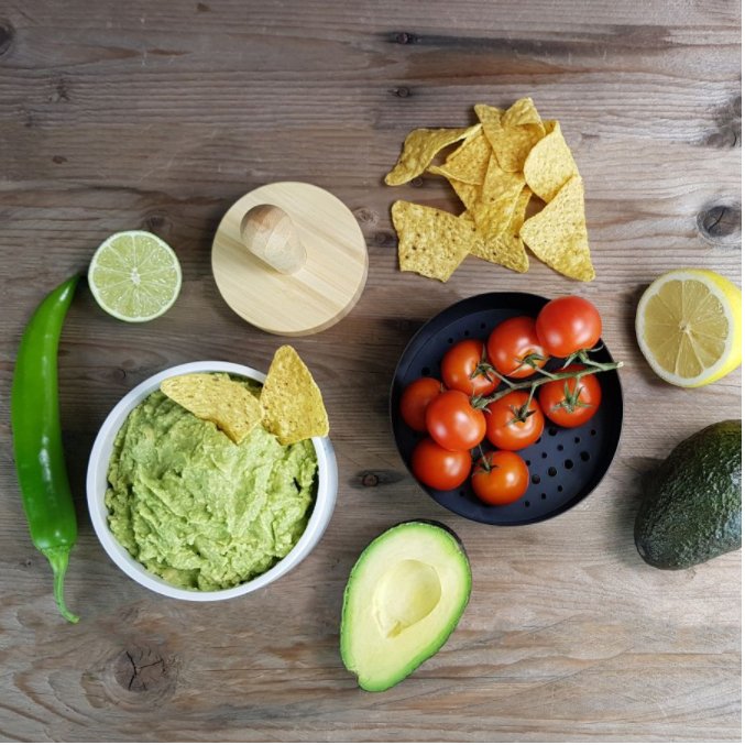 Who doesn't love some Guacamole! At <a href="/meadowsandbyrne/">Meadows & Byrne</a> they have the perfect Guacamole set available instore &amp; online now...#guacamole #Vegan #salads #meadowsandbyrne