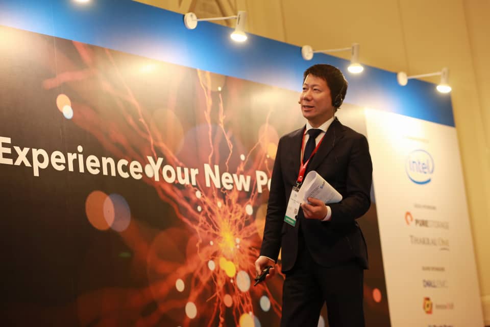 SASAsiaPacific's tweet image. Ryu Higashi #IoT expert @konicaminolta shared great insights at #SASAIX #KualaLumpur today on how #KonicaMinolta uses fault prediction and #PredictiveAnalytics to enhance customer satisfaction and extend component lifespan in their manufacturing operations