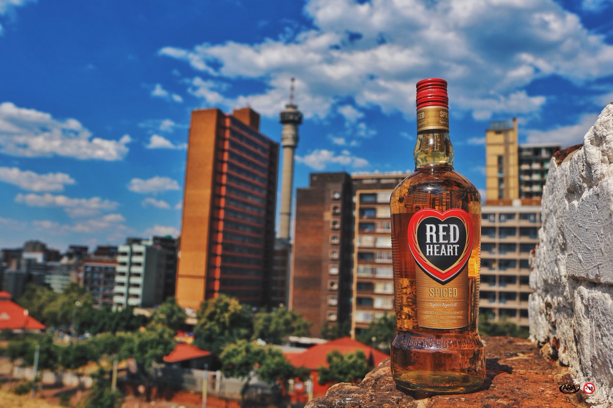 RedHeartRumSA's tweet image. Wherever you decide to enjoy Red Heart this weekend, do it in style. #LiveWithHeart