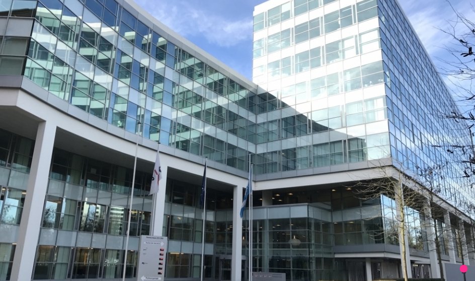 Bij PwC in Utrecht worden alle ruimtes in het gebouw en de slagbomen nu nog eenvoudiger vanaf 1 plek bediend! #lichtsturing #Dali
gia.be/nieuws/lichtst…