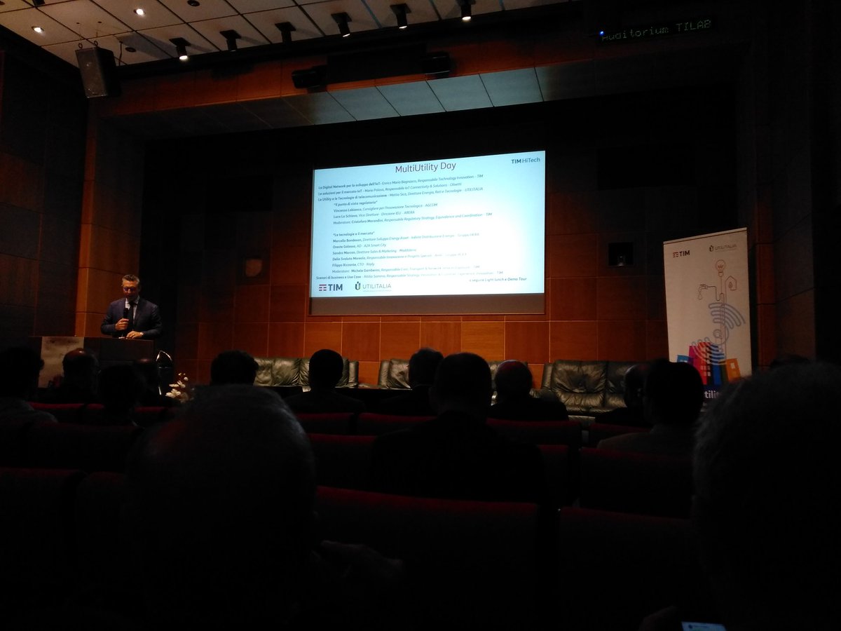 EliaGabriele's tweet photo. #timhitech con Utilitalia incominciamo la giornata Multility Day ai TIM Open Lab di Torino https://t.co/t3tqOPvdBG