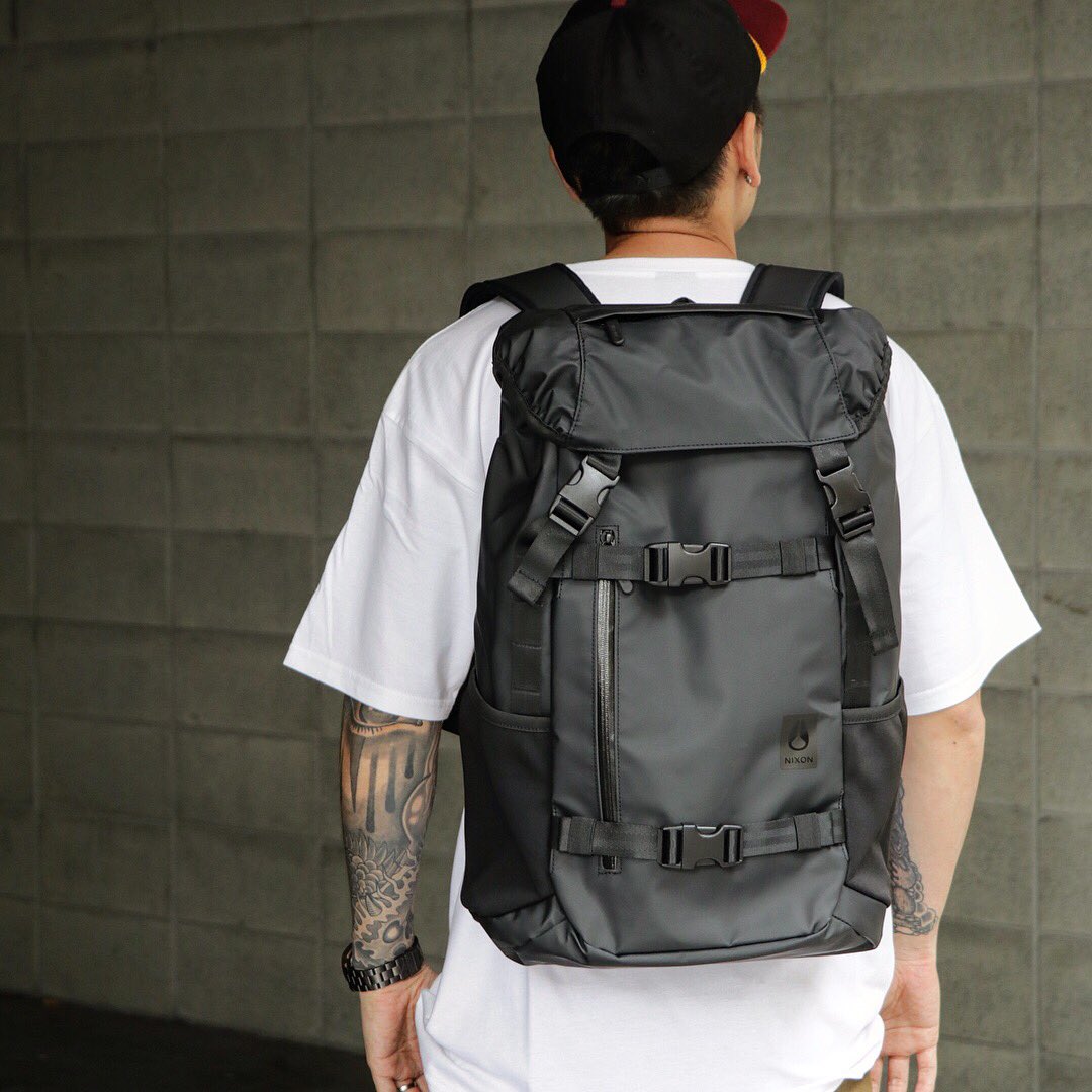 Feelin Osaka Nixon Landlock Backpack Wr All Black T Co Thwzlghamu 1番人気モデルがデザイン性 機能性はそのままに撥水加工を施したターポリン素材になって登場 高耐水 防滴 性を備えたwr Water Repellent Collection マットな質感が Feelin Osaka Nixon Landlock Backpack Wr All Black T Co Thwzlghamu 1番人気モデルがデザイン性 機能性はそのままに撥水加工を施したターポリン素材になって登場 高耐水 防滴 性を備えたwr Water Repellent Collection マットな質感が