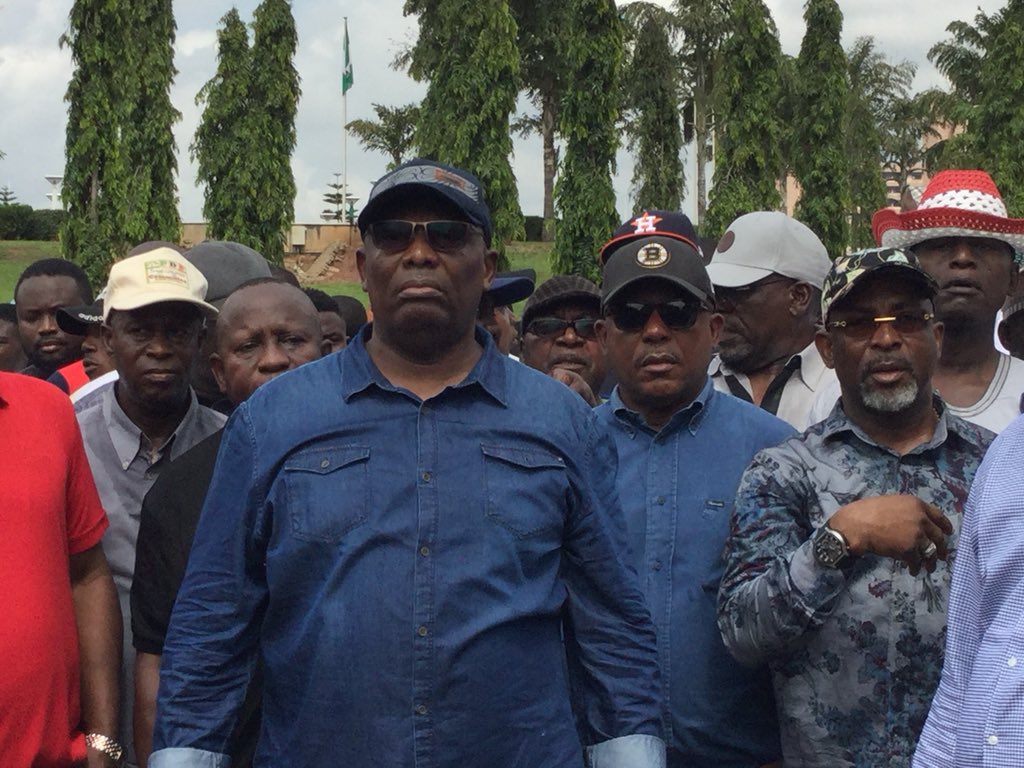 The <a href="/OfficialPDPNig/">Official PDP Nigeria</a> leaders are in front of the <a href="/nassnigeria/">National Assembly</a> to submit petition on the brutality of Ekiti people by the policemen but were blocked by security