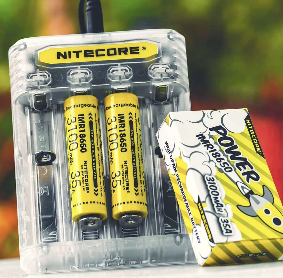 NitecoreCharger's tweet photo. Vaping powered by Nitecore batteries and chargers only! #nitecore #vaper #vaping #charger #batteries https://t.co/NMVSB9hTpJ
