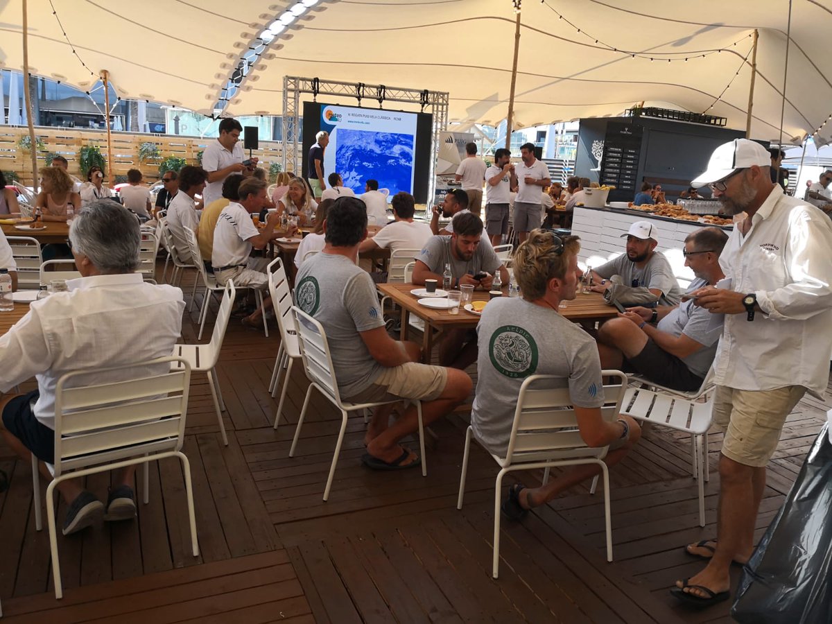 Getting ready to start the #puigvelaclassica journey

#saillife #woodboat #classicsailing #craftsmanship #regatta #classicboat #barcelonasailing #sailingyatch #yatchcrew #food #breakfast