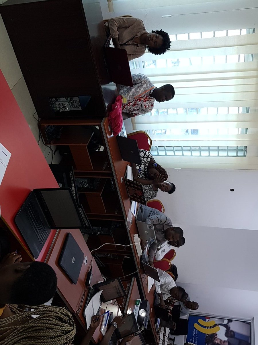 FKOUYAMI's tweet photo. Après @pdandjinou, @amessinou présente le processus multiacteurs de la gouvernance d'Internet. Avec le soutien de @assibenin @Benin_Numerique @BeninTelecoms @isocelofficiel https://t.co/5GfthhtDcX