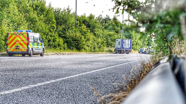 Parkway crash driver "still critical" #Goldthorpe 
tinyurl.com/y8c5c7at