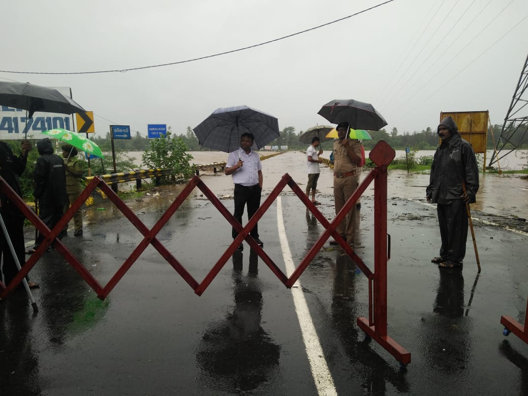 Water level in Ambika rising; low lying areas on river bank in Navsari district alerted