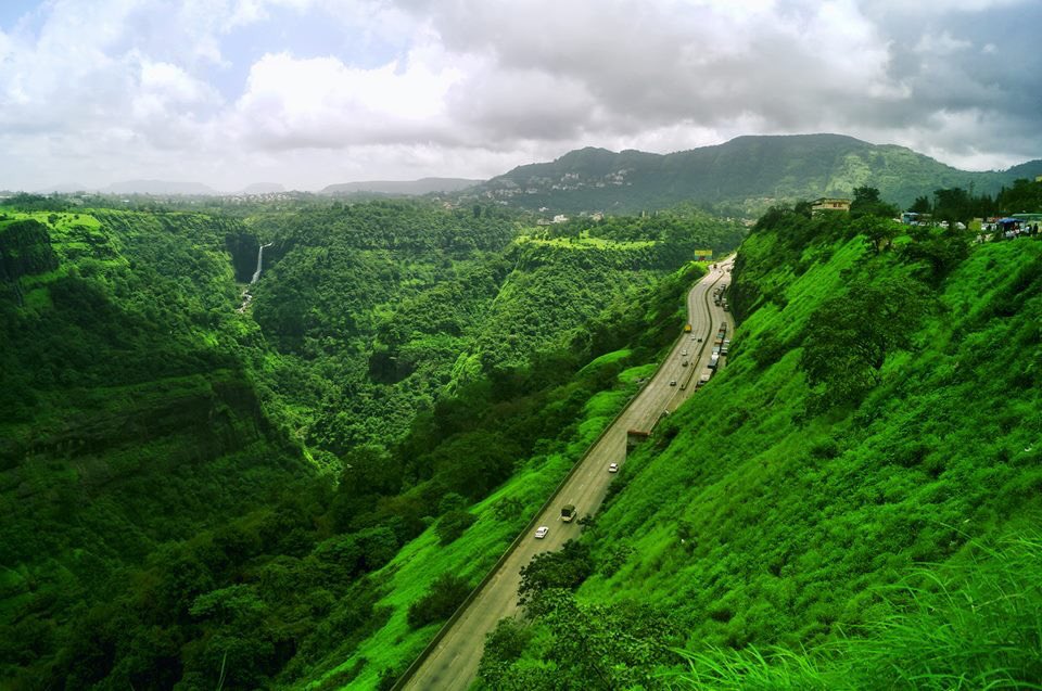 A popular destination to enjoy the rain, the approach to Lonavla from Mumbai and Pune is equally bewitching. Get your #free copy of 'Top 10 places to visit during monsoon,' today: lonelyplanet.in Image by: Aapthamithra via Thinkstock