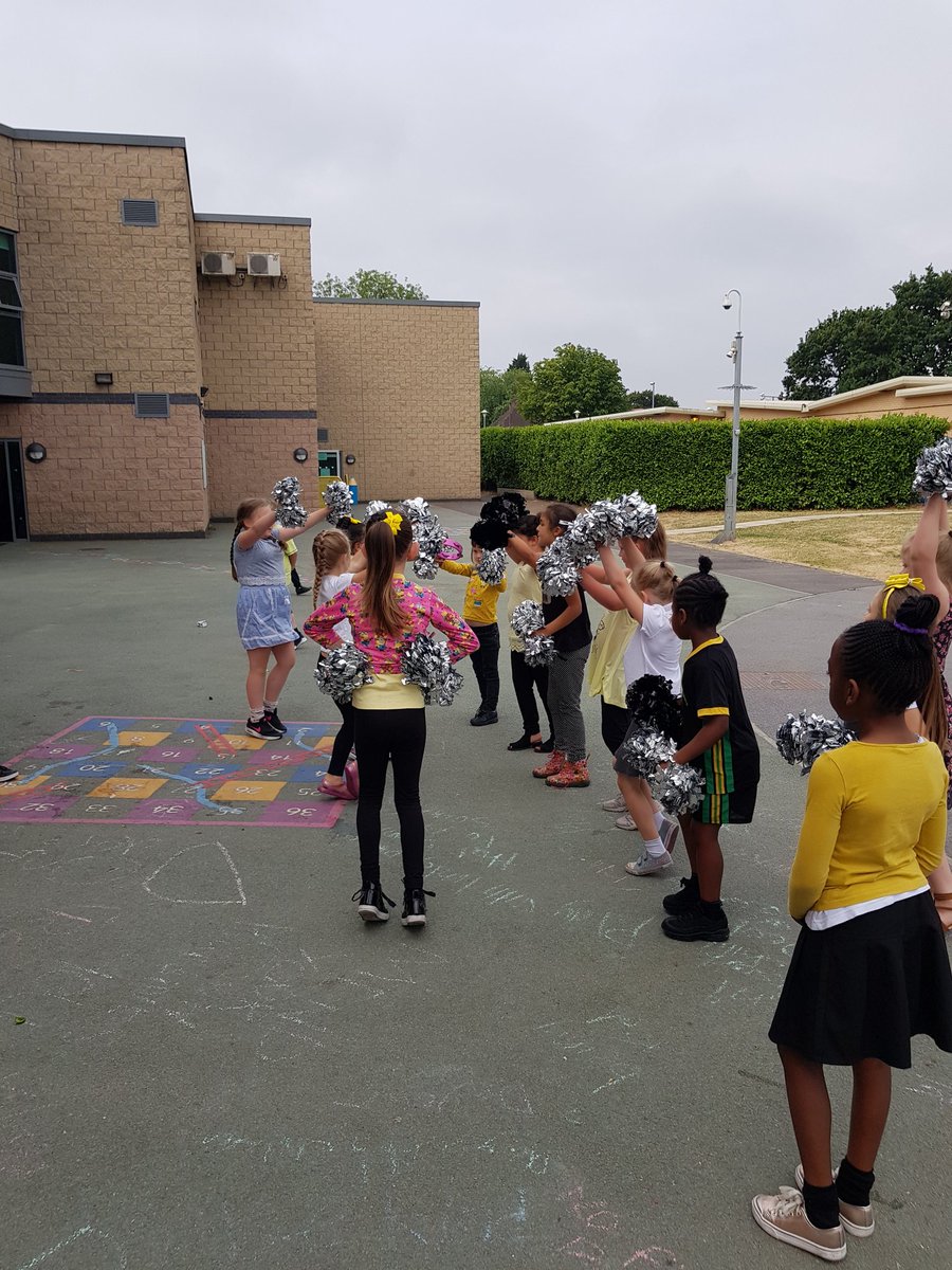 Haveley Hey Community School tweet media