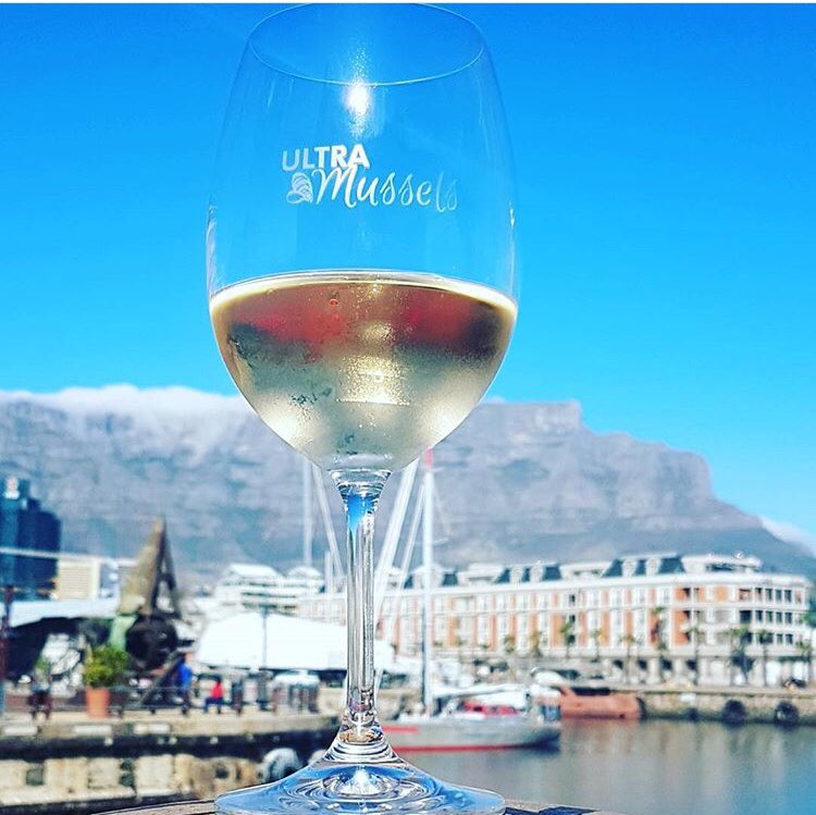 den_anker's tweet photo. #UltraMussels - it’s all about mussels and wine, are you keen?
Ticket includes 1kg of #mussels prepared the #Belgian way, souvenir wine glass,wine tastings from 12 South African wine farms and live entertainment
Saturday 28 July
Tickets: @webtickets
#DenAnker #UltraMussels2018 https://t.co/JFiQYRgo1b
